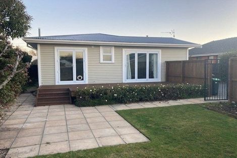 Photo of property in 48 Martbern Crescent, Bishopdale, Christchurch, 8053