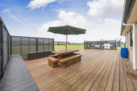 Photo of property in 64 View Road, Halcombe, Feilding, 4779