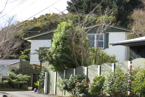 Photo of property in 16 August Avenue, Wainuiomata, Lower Hutt, 5014