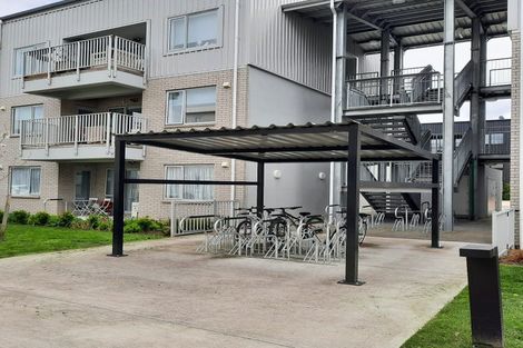 Photo of property in 106/28b Eileen Newey Place, Henderson, Auckland, 0612