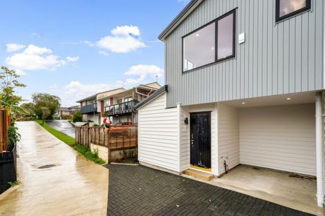 Photo of property in 8a Butterworth Drive, Glendene, Auckland, 0602