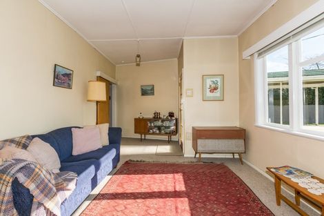 Photo of property in 38 Tollemache Road East, Longlands, Hastings, 4122