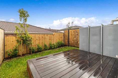Photo of property in 13 Raupeti Lane, Henderson, Auckland, 0612