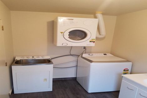 Photo of property in 120c Elizabeth Street, Riccarton, Christchurch, 8041