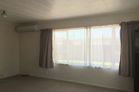 Photo of property in 26 Oxford Street, Taradale, Napier, 4112