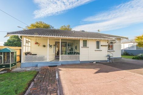 Photo of property in 2 Glasgow Street, Takaro, Palmerston North, 4412