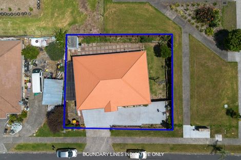 Photo of property in 11 Naylors Drive, Mangere, Auckland, 2022