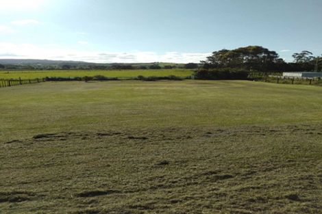 Photo of property in 31 Marsden Point Road, Ruakaka, 0116