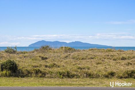 Photo of property in 96 Broadway Road, Waihi Beach, 3611
