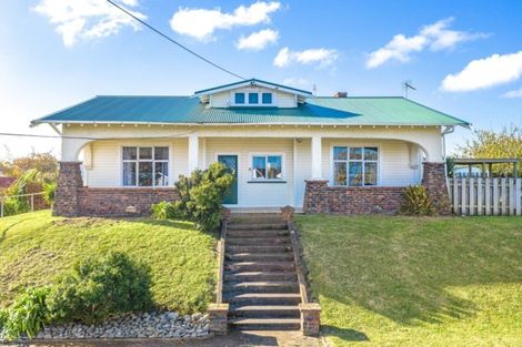 Photo of property in 12 Carlton Avenue, Gonville, Whanganui, 4501