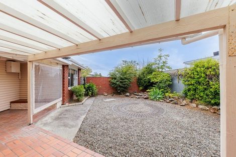 Photo of property in 30 Battersea Place, Roslyn, Palmerston North, 4414