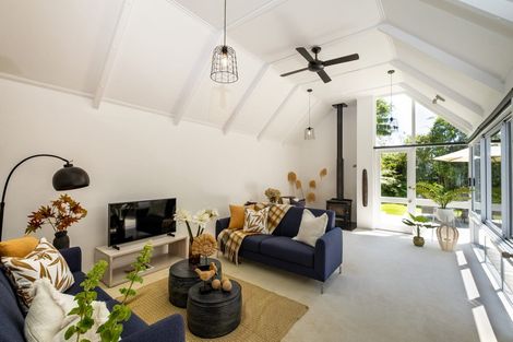 Photo of property in 10 Doralto Road, Frankleigh Park, New Plymouth, 4310