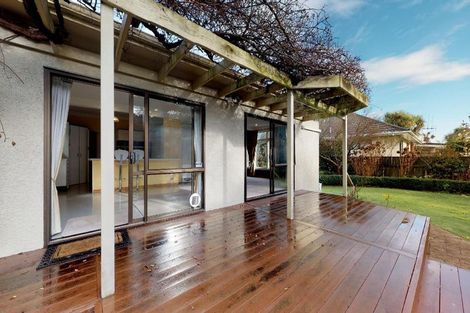 Photo of property in 261 Victoria Avenue, Hokowhitu, Palmerston North, 4410