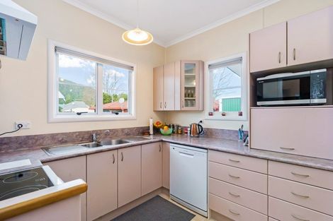 Photo of property in 2 Brighton Road, Kensington, Whangarei, 0112