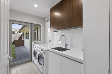 Photo of property in 55 Shelter Grove, Frankleigh Park, New Plymouth, 4310