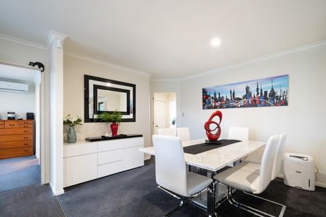 Photo of property in 13 San Marino Drive, Henderson, Auckland, 0612