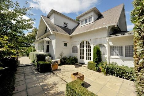 Photo of property in 284 Papanui Road, Merivale, Christchurch, 8052