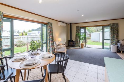 Photo of property in 3 Kowhai Grove, Featherston, 5710