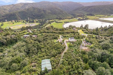 Photo of property in 1154d State Highway 2, Te Marua, Upper Hutt, 5018