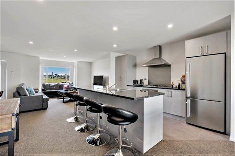 Photo of property in 100 Arion Road, Takanini, 2112