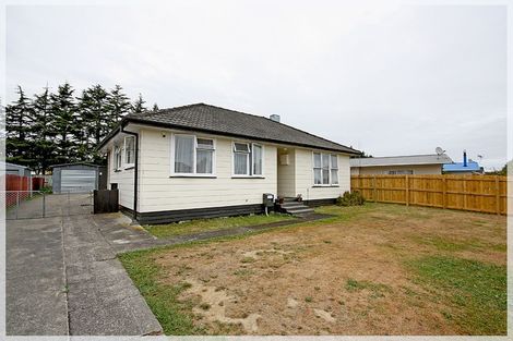 Photo of property in 13 Hinemoa Street, Levin, 5510