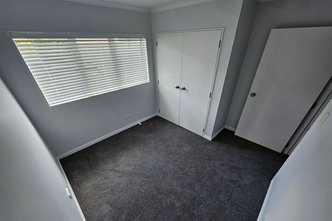 Photo of property in 19a Viridian Lane, Greenhithe, Auckland, 0632