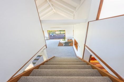 Photo of property in 27 Rosecamp Road, Beach Haven, Auckland, 0626
