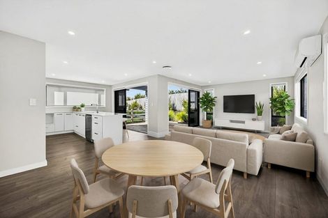 Photo of property in 54 Paparahi Place, Wainui, Silverdale, 0992