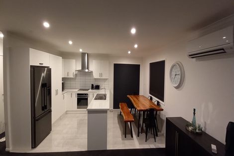 Photo of property in 16 Magnolia Crescent, Tawhero, Whanganui, 4501