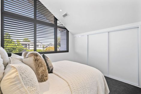 Photo of property in 27 Idris Road, Fendalton, Christchurch, 8052