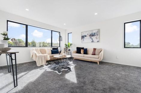 Photo of property in 9b Bay Street, Red Beach, 0932