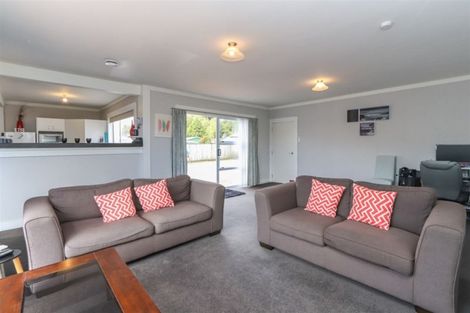 Photo of property in 1 Brookes Street, Inglewood, 4330