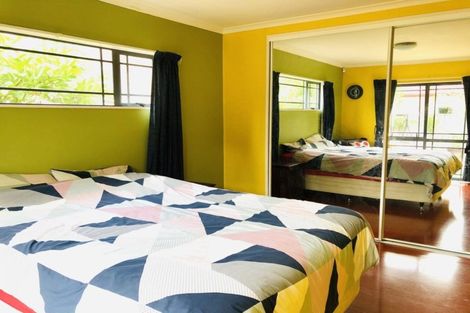 Photo of property in 9 Westvale Avenue, Ranui, Auckland, 0612