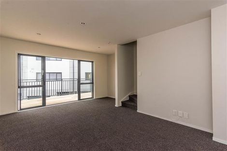 Photo of property in Krisley Court, 15/6 Ambrico Place, New Lynn, Auckland, 0600