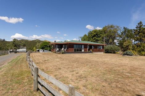 Photo of property in 222 Rayner Road, Huntly, 3700