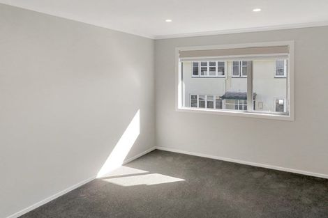 Photo of property in 7 John Reynolds Square, Hutt Central, Lower Hutt, 5010