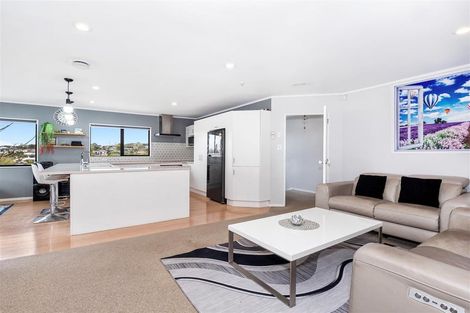 Photo of property in 37 Poike Road, Hairini, Tauranga, 3112