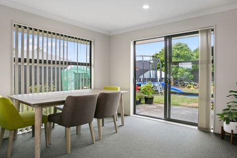 Photo of property in 15 Jasmine Place, Cambridge, 3434