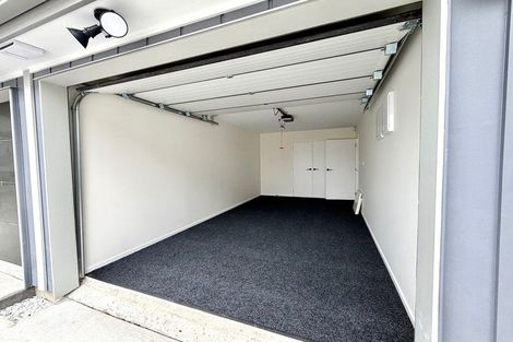 Photo of property in 17c Martin Place, Kelston, Auckland, 0602