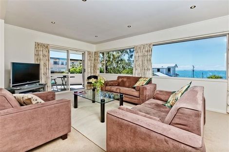 Photo of property in 68a Gulf View Road, Murrays Bay, Auckland, 0630