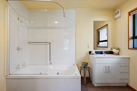 Photo of property in 9 Mount Iron Drive, Wanaka, 9305