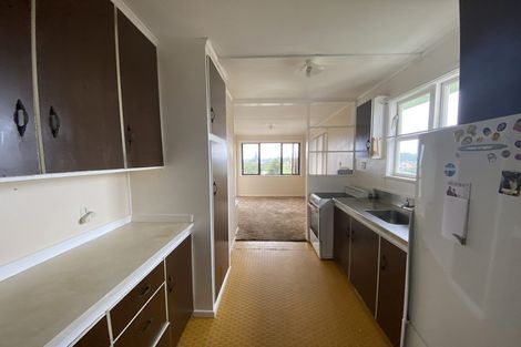 Photo of property in 75 Mould Street, Waitara, 4320