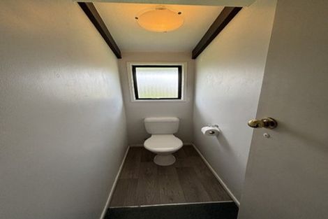 Photo of property in 2 Channel View Road, Clarks Beach, Pukekohe, 2679