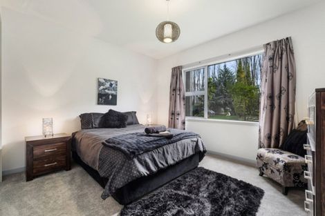 Photo of property in 293 Riverbank Road, Wanaka, 9382