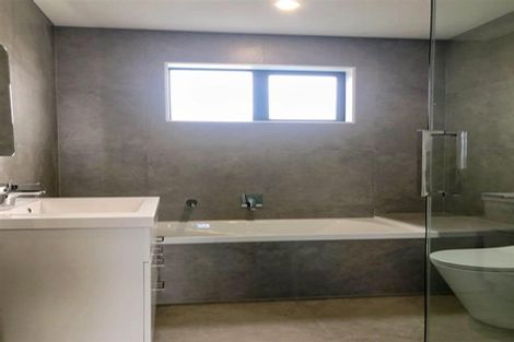 Photo of property in 21c Andrew Road, Howick, Auckland, 2010