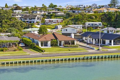 Photo of property in 34 The Esplanade, Omokoroa, 3114