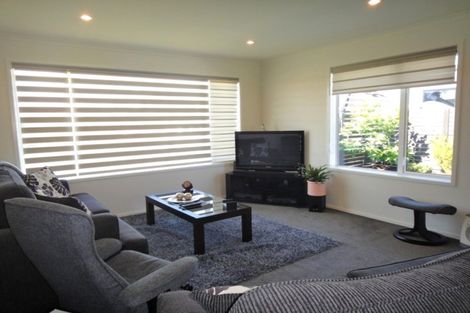 Photo of property in 6 Ara Kahika Lane, One Tree Point, 0118
