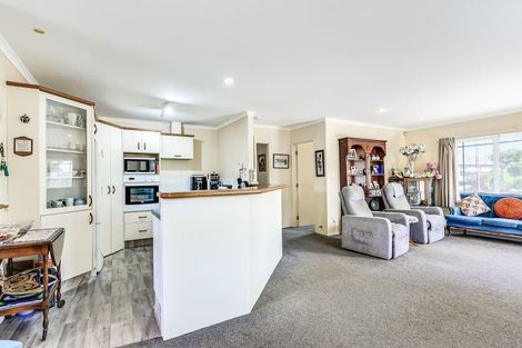 Photo of property in 2 Dingwall Court, Rototuna, Hamilton, 3210