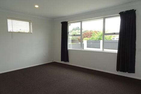 Photo of property in 37 Trigg Crescent, Taradale, Napier, 4112