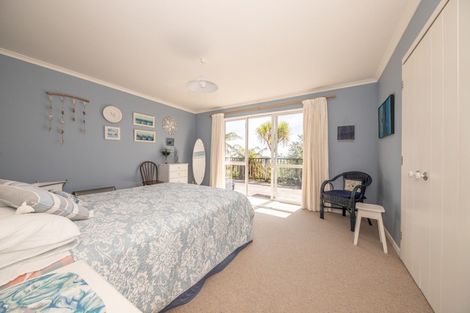 Photo of property in 17 Fairburn Place, Charleston, Cape Foulwind, 7892